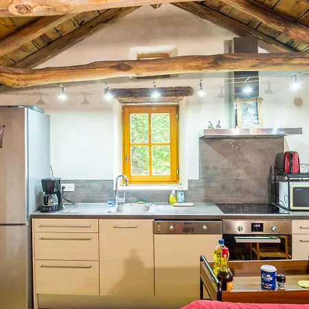 Le Du Comte 2/3 Personnes Сasa de vacaciones Saint-Germain-de-Calberte
